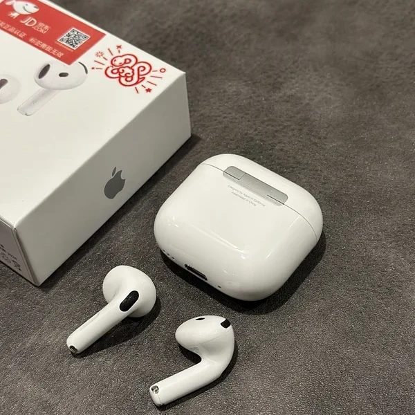 Apple AirPods 4 B4C8Z5