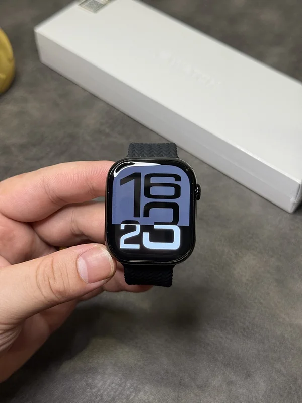 Apple Watch S10 V4P8Q5